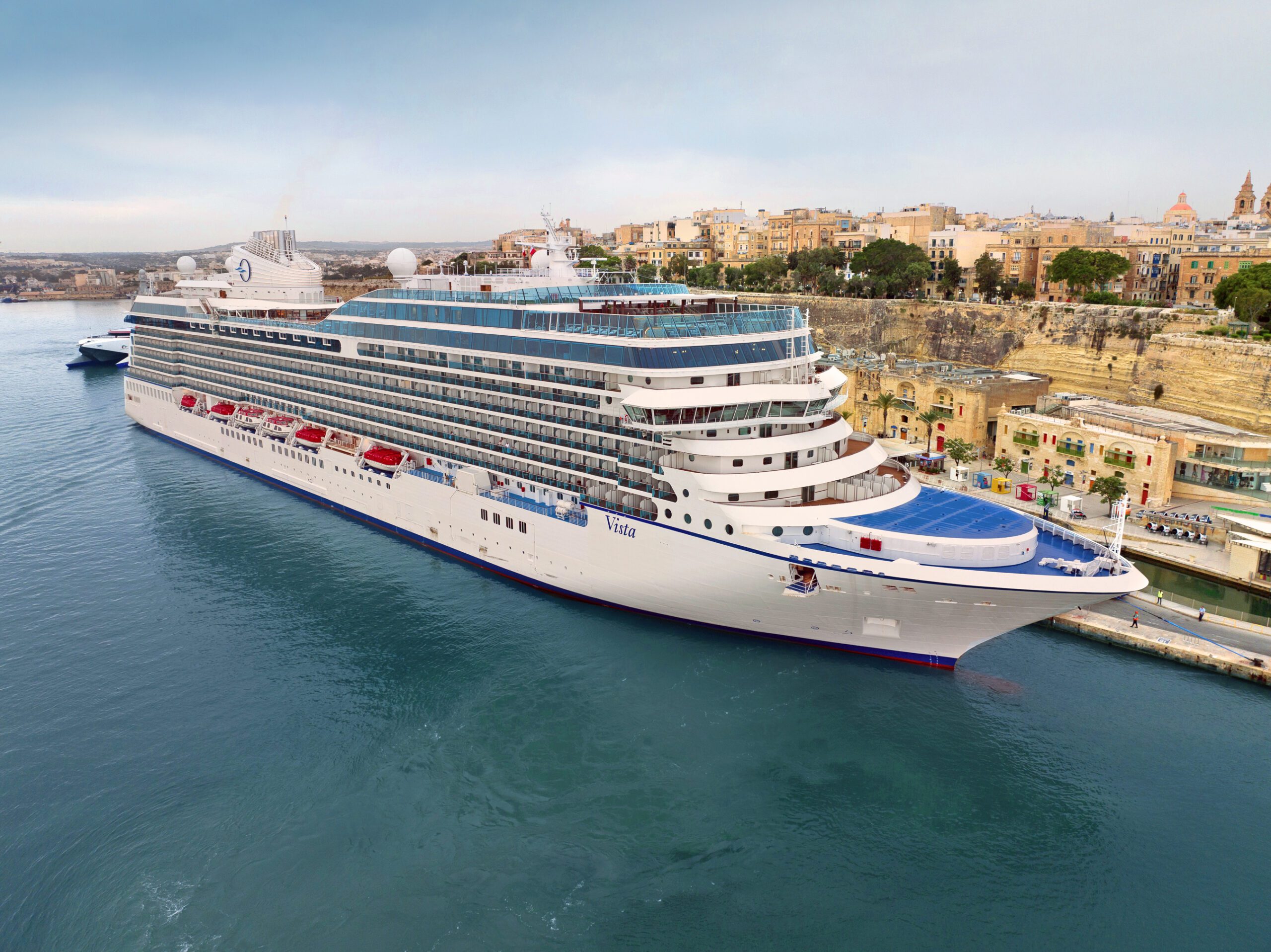 thanksgiving-cruise-ship-caribbean-port.jpg